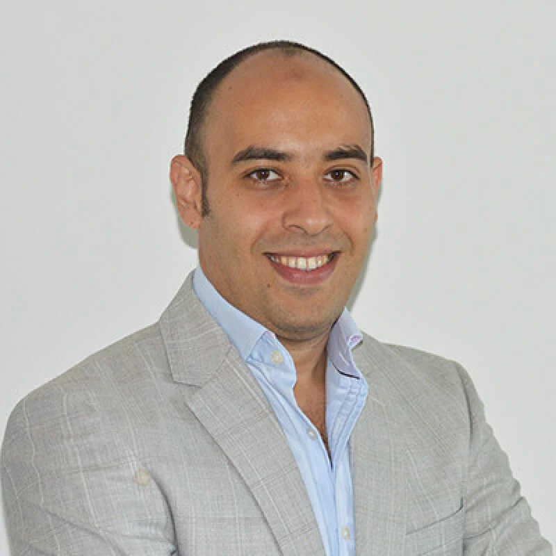 Dr.Amgad-Badewi
