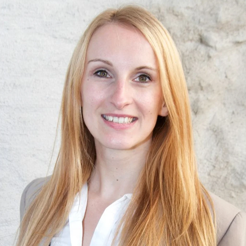 Dr.Juliane-Thieme